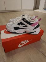 NEU Nike M2K TEKNO Schuhe rosa/weiß Bayern - Mammendorf Vorschau
