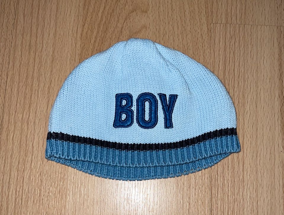 Hellblaue Strick-Mütze „Boy“ Debenhams Gr. 38 / 0-3 Monate in Hessisch Oldendorf