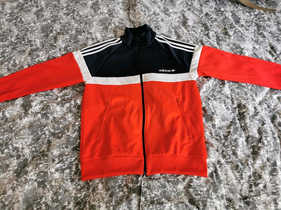 Adidas Originals Itasca Jacke Gr.M Bayern Farben rot weiB blau in Nordrhein Westfalen Lage kleinanzeigen