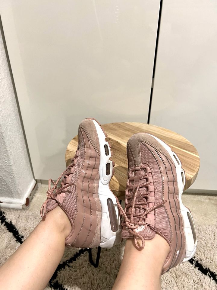 Nike Air Max Premium 95 Sneaker 38,5 Force TN Jordan in Berlin