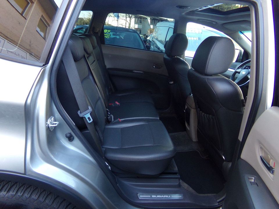 Subaru Tribeca 3.0 Comfort , Automatik , Navi, Leder in Bad Honnef