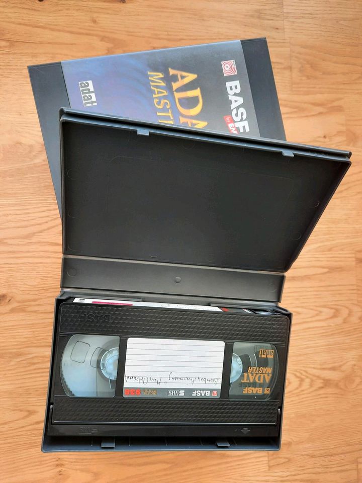 VHS BASF Kassetten / 8 Stück in Frankfurt am Main