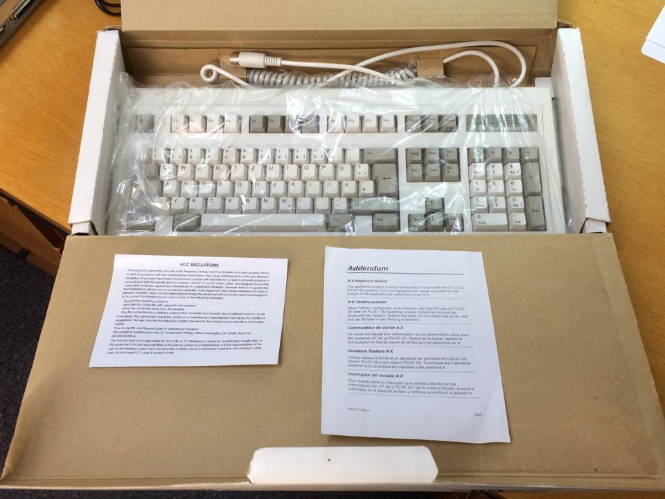 Rarität: Commodore PC30 PC40 PC50 Tastatur DIN Keyboard / NEU OVP in Rodenberg