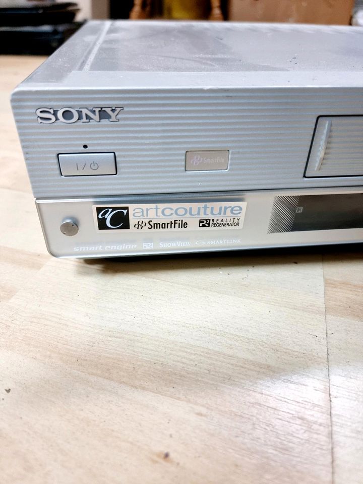 Sony Video Cassette Recorder SLV-SF900 haushaltsauflösung in Iserlohn