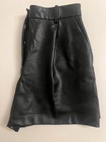 Zara Leder Shorts M Frankfurt am Main - Seckbach Vorschau
