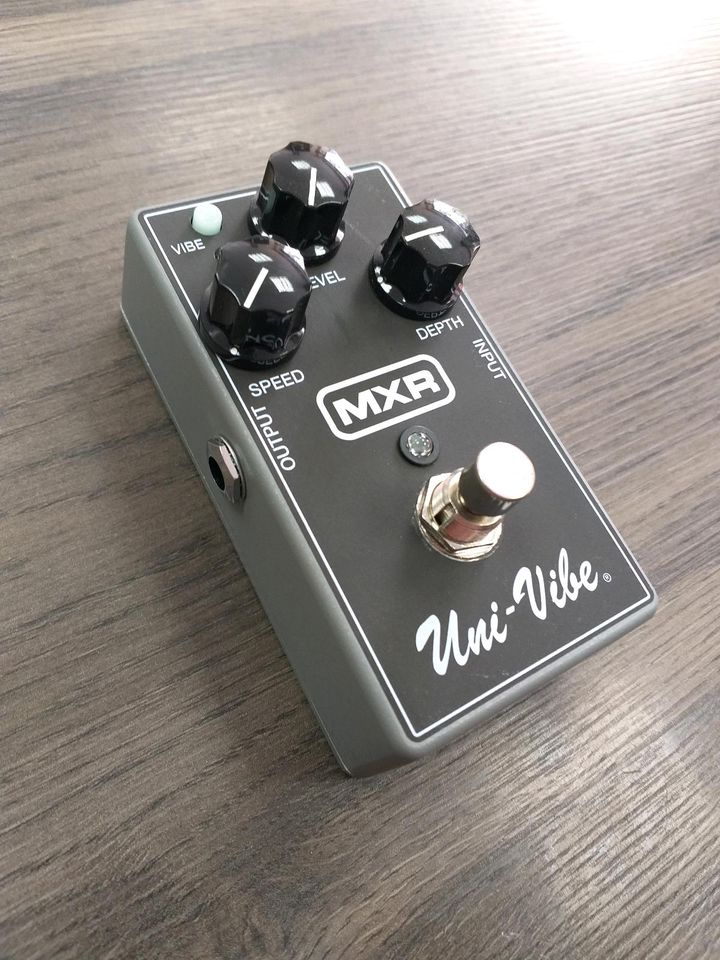 MXR M68 Uni-Vibe Chorus/Vibrato Pedal NEU! in Aachen