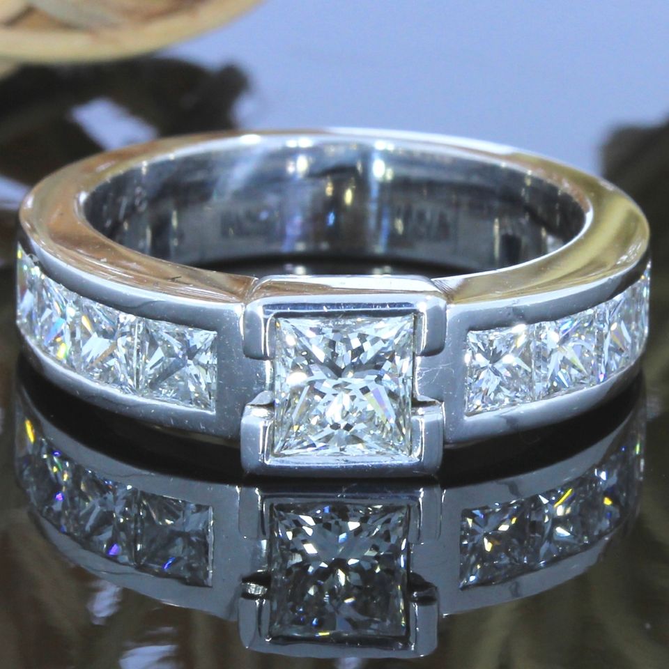 Wert 11.990,- Diamant Ring 2,11ct 18Kt / 750 Weißgold pdddd 16684 in Düsseldorf