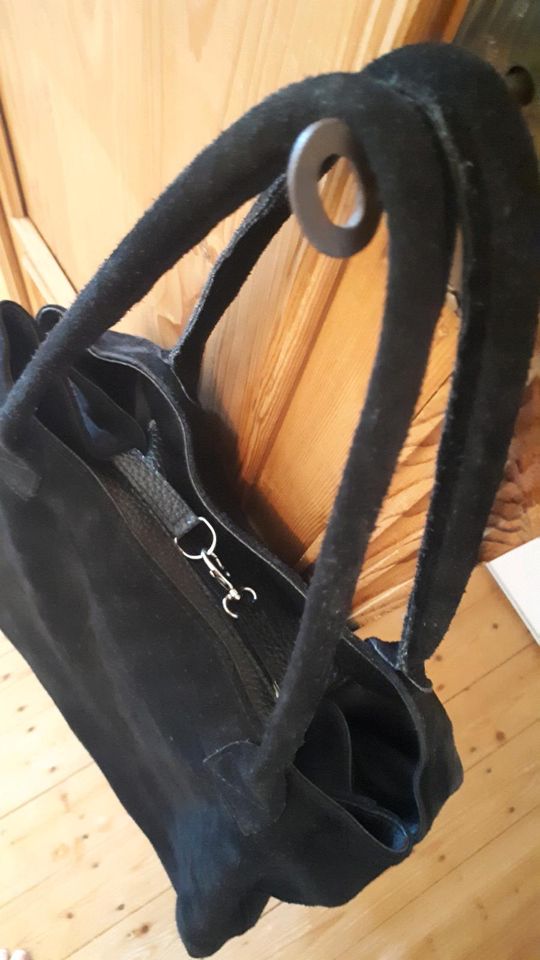 Borse in Pelle Tasche Umhägetasche schwarz Leder in Mülheim (Ruhr)