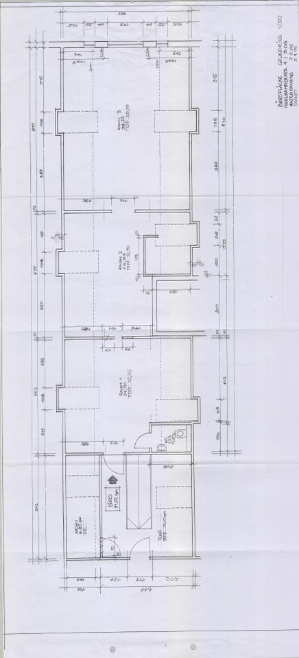 Kleines Büro/Atelier mit separ. Abstellraum(+2 Stellplätze mögl.) in Unterhaching