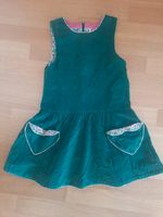 Mini Boden Kleid Cord grün Blumen Gr 134 sehr guter Zustand München - Au-Haidhausen Vorschau