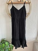 Schwarzes Midikleid Gr. 36 Niedersachsen - Isernhagen Vorschau