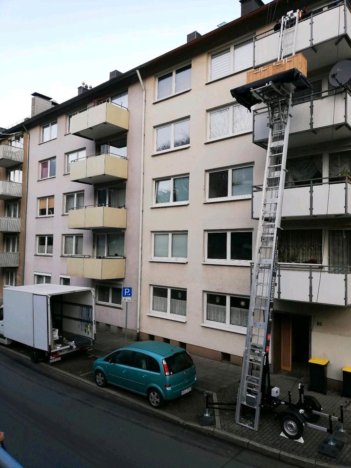 Umzug/Transport/ Ab-/Aufbau/Nah- und Fernumzüge in Düsseldorf