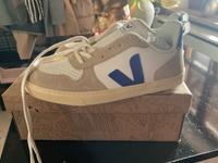 Vera Sneaker Schuhe Turnschuhe NEU in OVP Bayern - Bernhardswald Vorschau