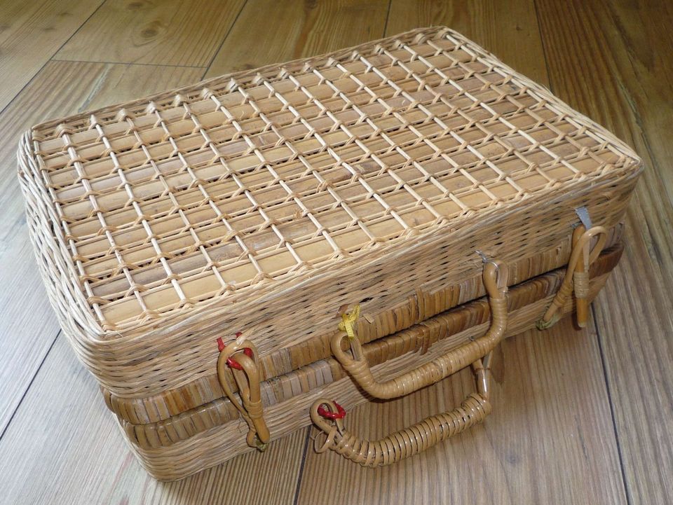 Flechtkoffer Bastkoffer Rattan Vintage Retro Deko in Extertal