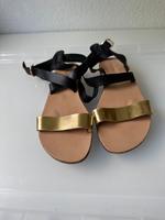 Schwarz-goldene Sandalen Nordrhein-Westfalen - Alfter Vorschau