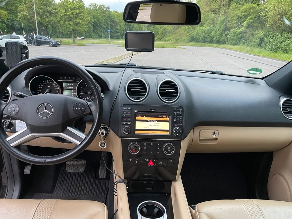 Mercedes-Benz ML 320 CDI 4MATIC W164 mit TOP Ausstattung !! in Schöneck
