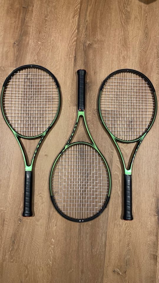 3 x Wilson Blade 104 V8 16x19 Customized Tennisschläger in Lampertheim