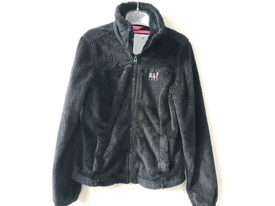 Weiche Abercrombie & Fitch Teddyjacke Fleecejacke Gr S 128 - 134 in Ulm