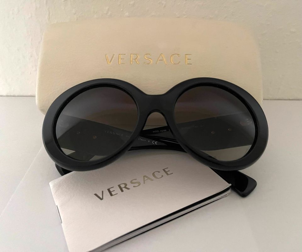 Versace Damen Sonnenbrille Modell 4298 GB1 / 11 Farbe schwarz in Enger