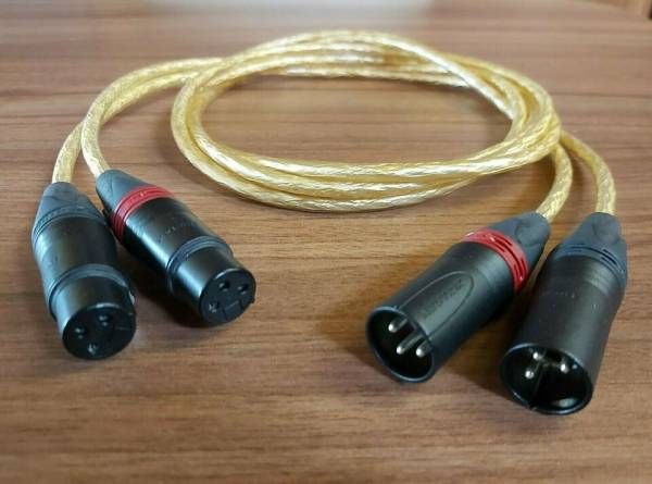 Inventur-Verkauf: mfe Electronic XLR/RCA Kabel der Spitzenklasse in Aschheim