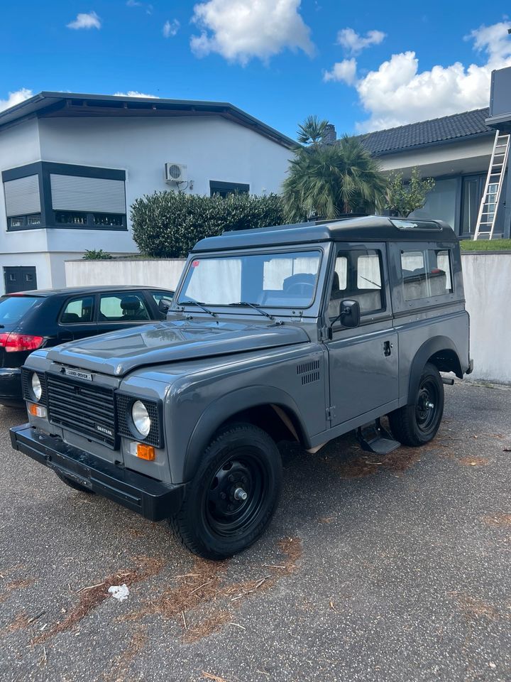 LAND ROVER Santana 88 Super Turbo Serie III in Baden-Baden