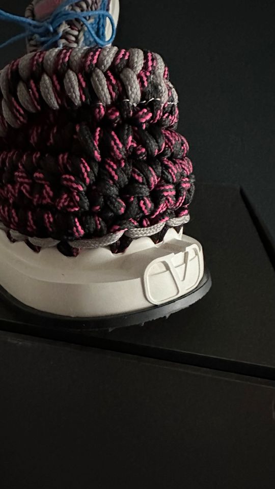 Valentino Garavani Crochet Sneaker, 45, Handarbeit, 55 % Sale Neu in Köln