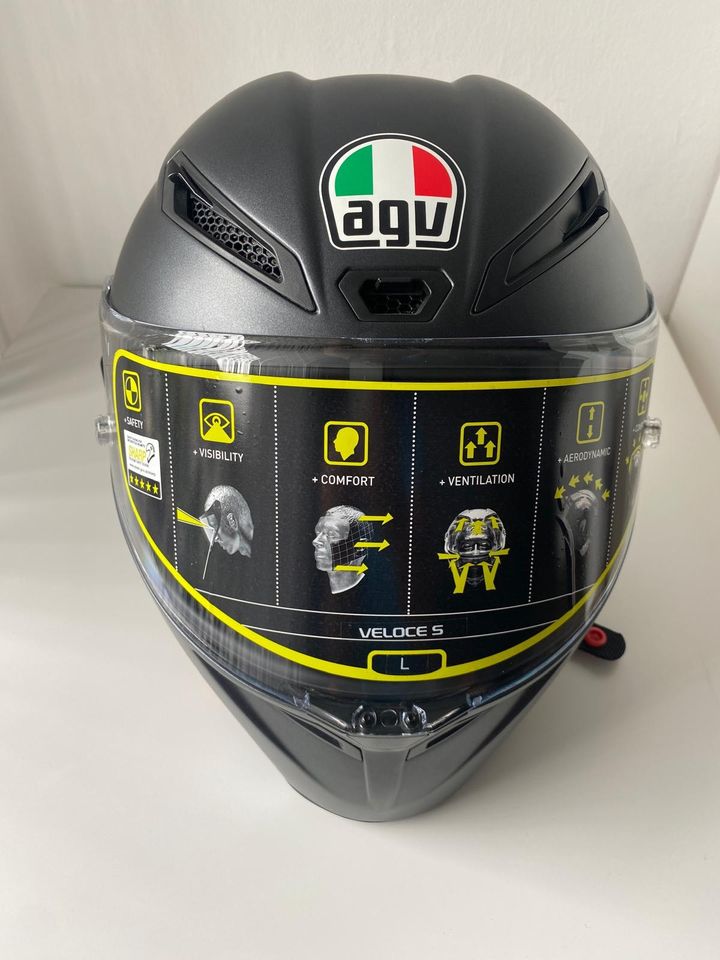 AGV Veloce S NO GP R RR Arai Shoei in Bad Tölz