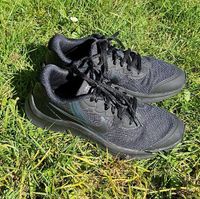 Nike Turnschuhe Sneaker Gr 37 für Jungen Hessen - Heusenstamm Vorschau