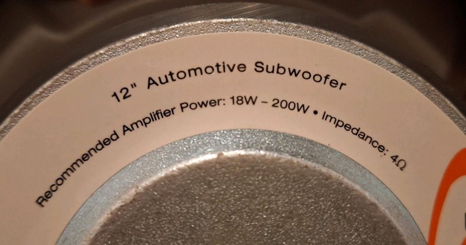 12" Automotive Subwoofer JBL Amplifier Power 18W - 200W in Wuppertal