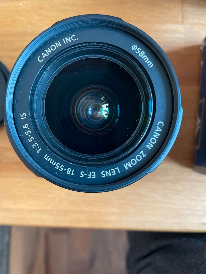 Canon Zoom Lens EF-S 18-55mm 1:3.5-5.6 IS in Berlin