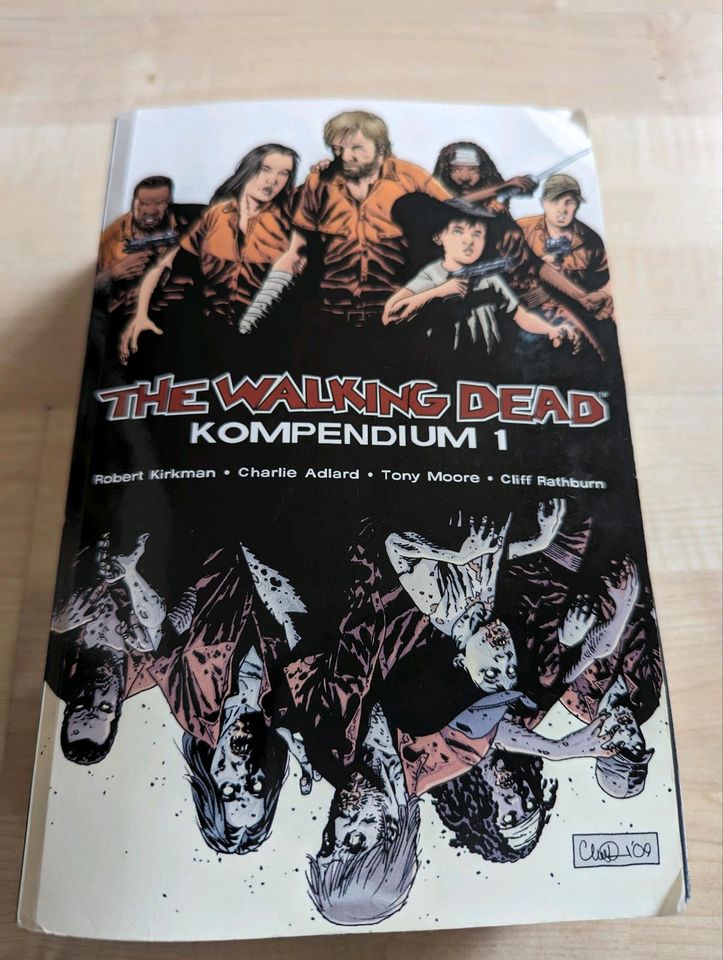 Buch - THE WALKING DEAD - Kompendium 1 in Iserlohn