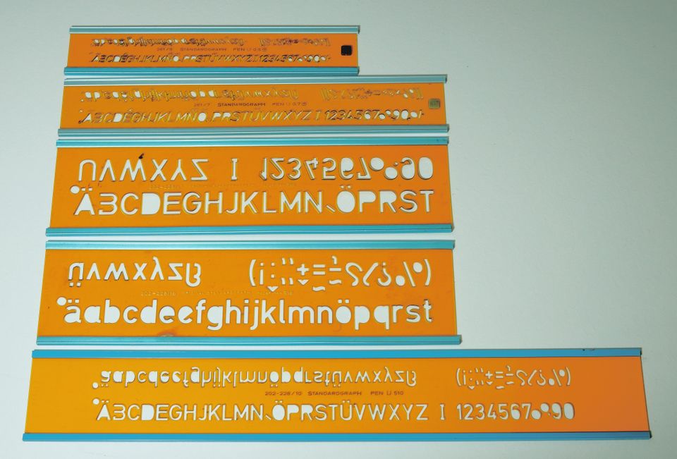 5 Schriftschablonen - Standardgraph - 4 Schriftgrößen in Bremerhaven