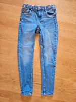 Schöne Jeans von Zara Größe 140 für Mädchen München - Au-Haidhausen Vorschau