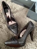 CALVIN KLEIN  PUMPS GR 38 BRAUN Bayern - Landshut Vorschau