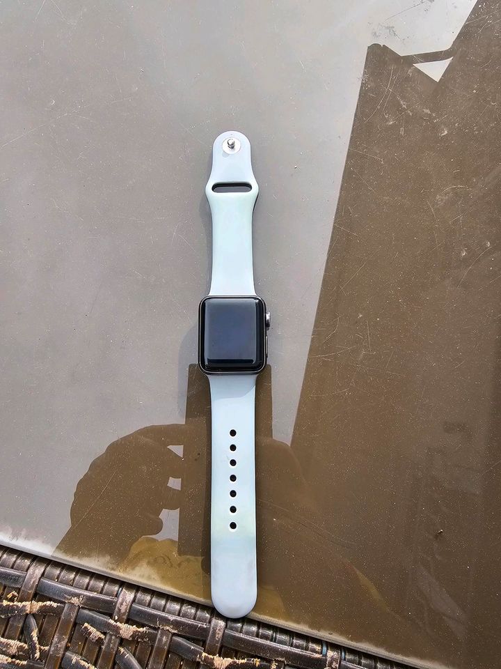 Apple i watch 3 38mm in Dachau