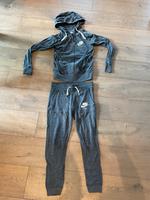 Nike Jogginganzug Jogginghose & Joggingjacke XS grau Nordrhein-Westfalen - Viersen Vorschau