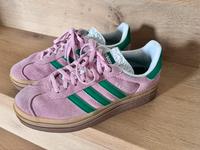 Virale Adidas Gazelle 38 pink grün Nordrhein-Westfalen - Borgentreich Vorschau