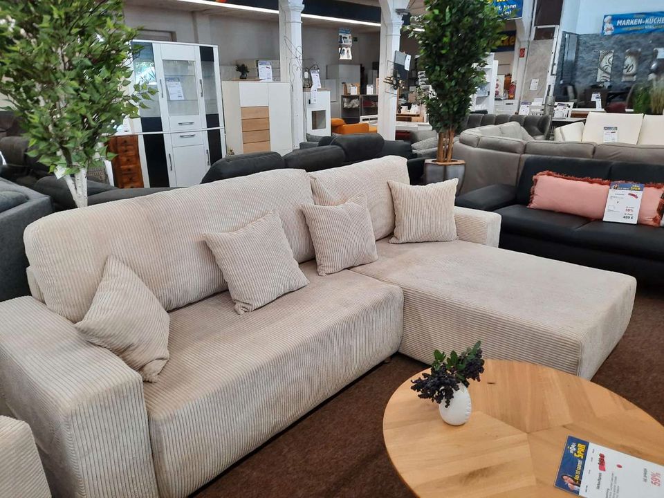 Sofa,Wohnlandschaft,Ecksofa Cordstoff,statt 1099€ in Leipzig