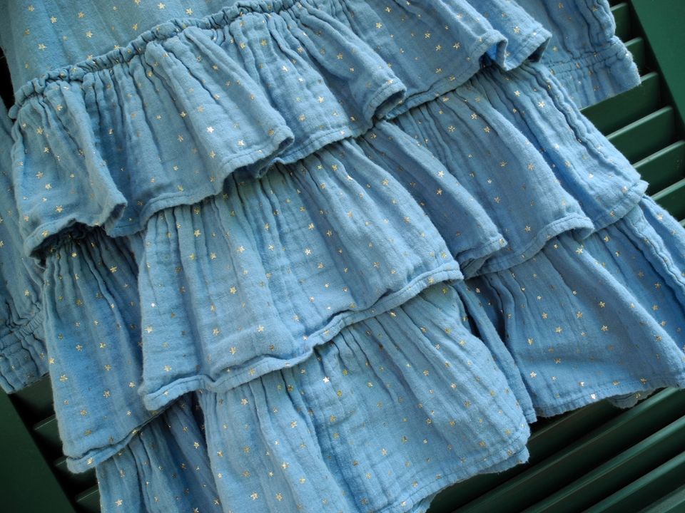 Mini Boden - süßes Kleid mit Sternen, Gr. 140 (9-10 Jahre) in München