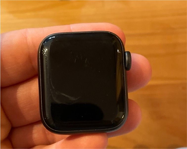 Apple Watch SE 40mm - cellular + Zubehör in Overath