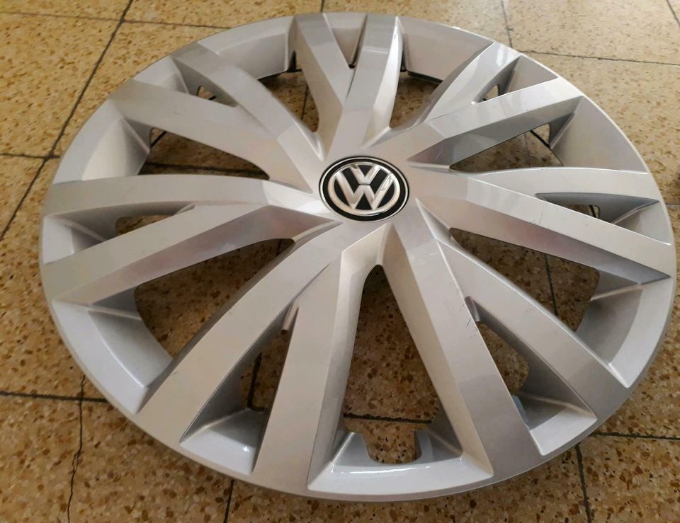 1x Original VW Radkappe für Stahlfelge 16 Zoll sehr guter Zustand in Bielefeld