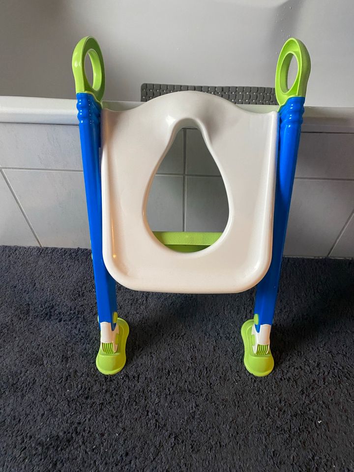 Kinder Toilettensitz / Toilettentrainer / Toiletten aufsatz in Celle