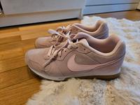 Rosa Nike Sneaker Sommer Wildlederoptik Essen - Essen-Borbeck Vorschau