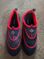 Badeschuhe Gr. 44 Hessen - Hofheim am Taunus Vorschau