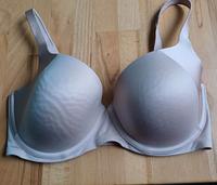 2x Triumph Bügel BH 75 E Beige Harburg - Hamburg Neuenfelde Vorschau