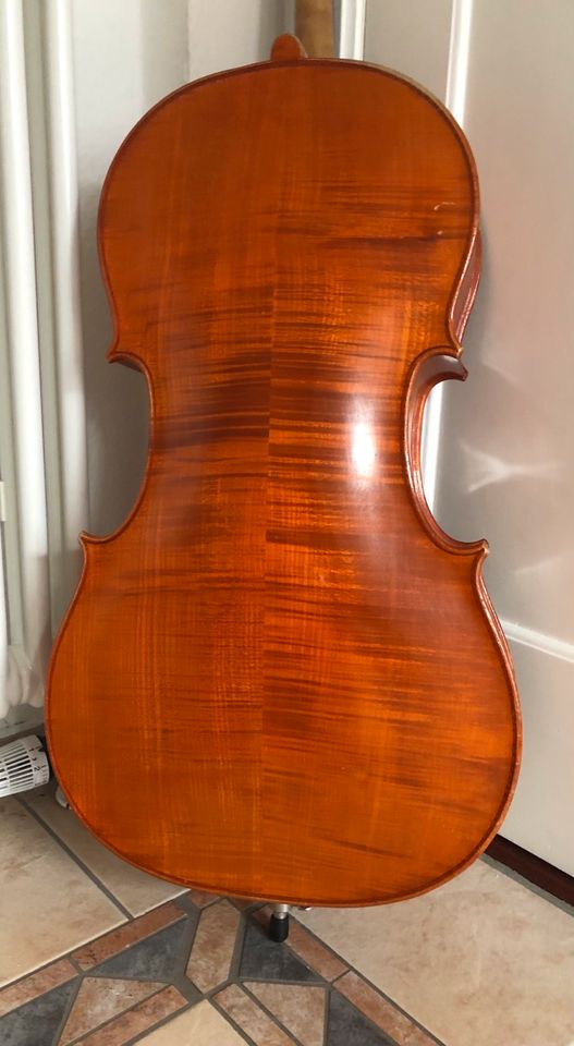 3/4 Violoncello mit zwei Bögen in Bremen