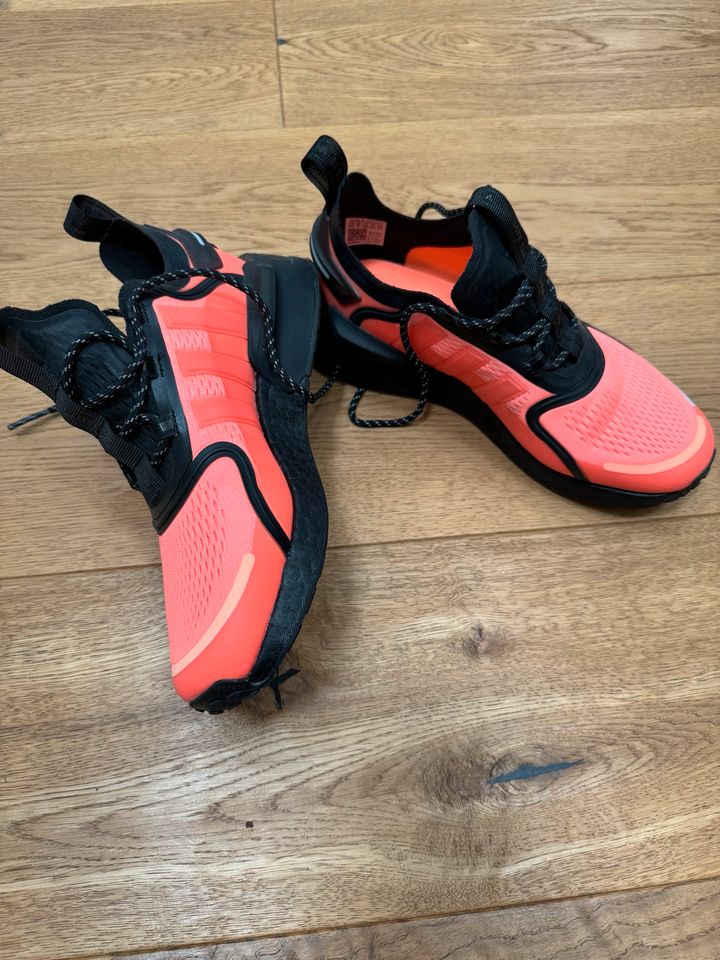 ADIDAS NMD_V3 in orange 40 2/3 in Schwanstetten