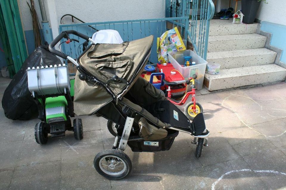 TFK Joggster Twist (Kinderwagen) mit Babyschale (QuickFix) in Ladenburg