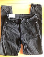 H&M schwarze schmale Jeans Skinny Fit 29/32 München - Sendling-Westpark Vorschau