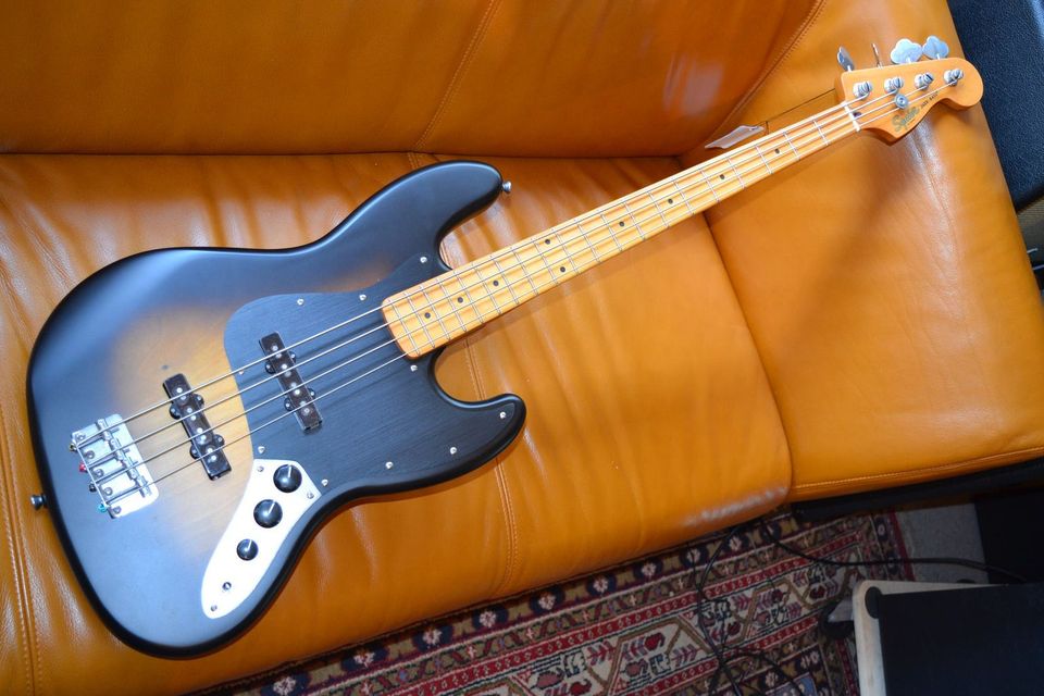 Squier 40th Anniversary Jazz-Bass, Fender Limited-Edition- w. NEU in Bremen